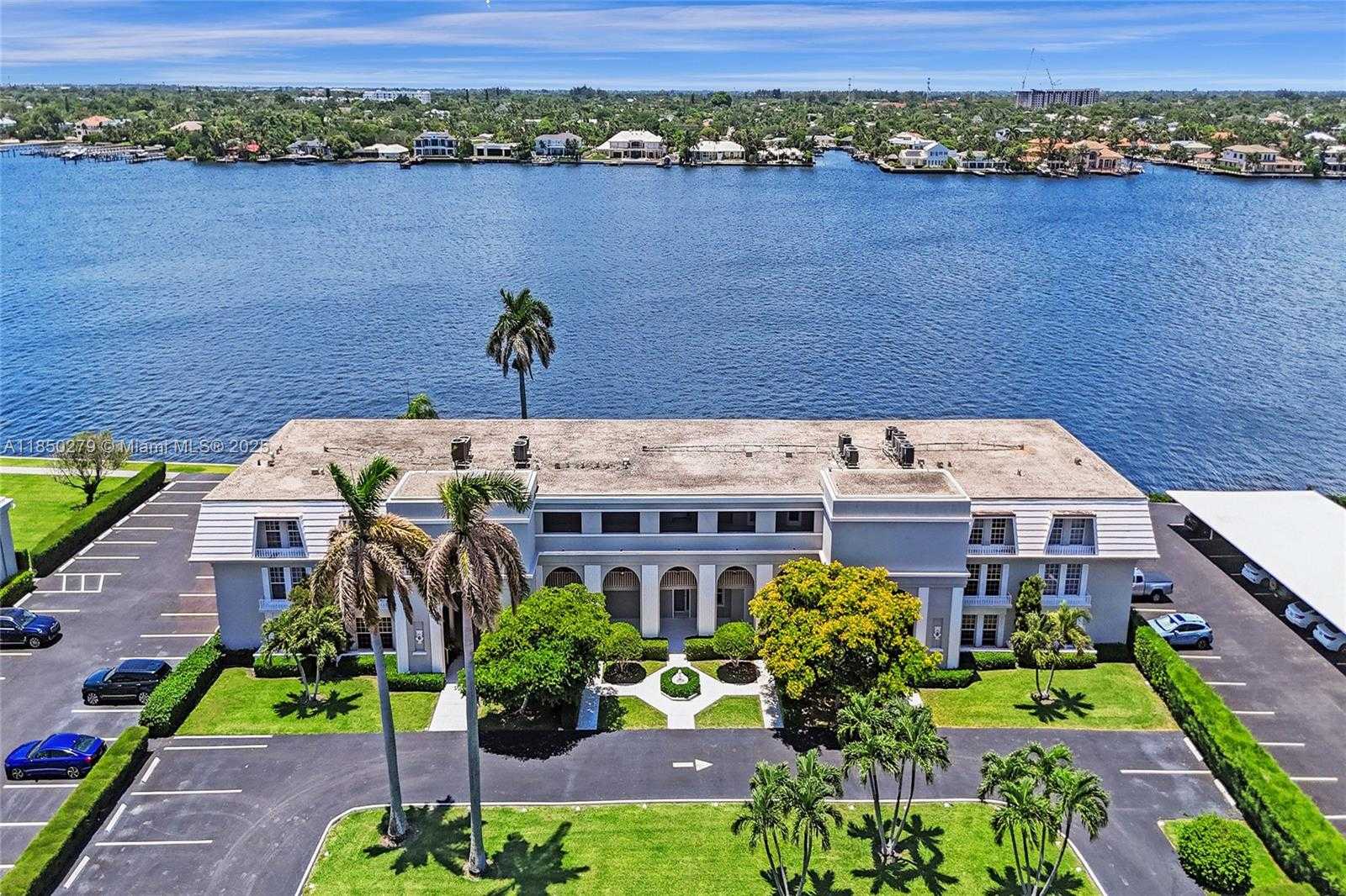 Small Image of 2160 IBIS ISLE RD #0030, Palm Beach Number 63