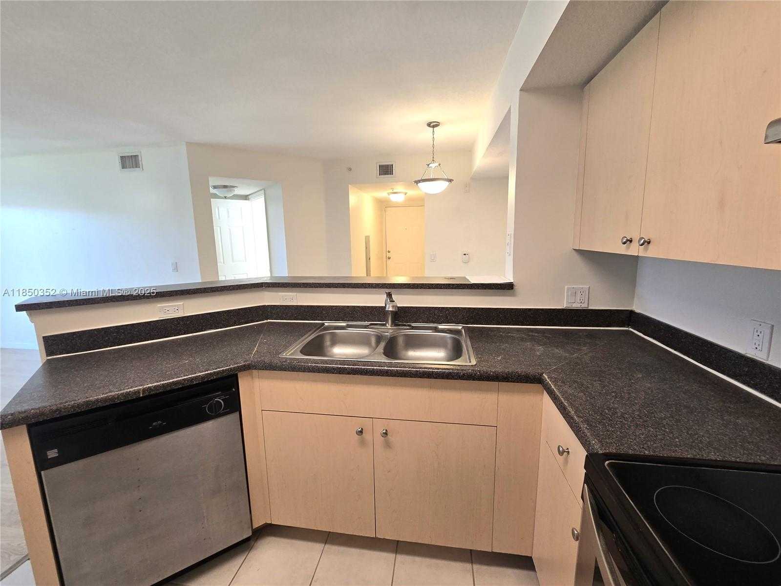 Small Image of 4180 SAN MARINO BLVD #106, West Palm Beach Number 5