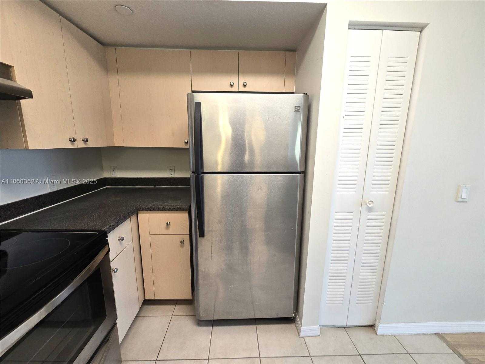 Small Image of 4180 SAN MARINO BLVD #106, West Palm Beach Number 6