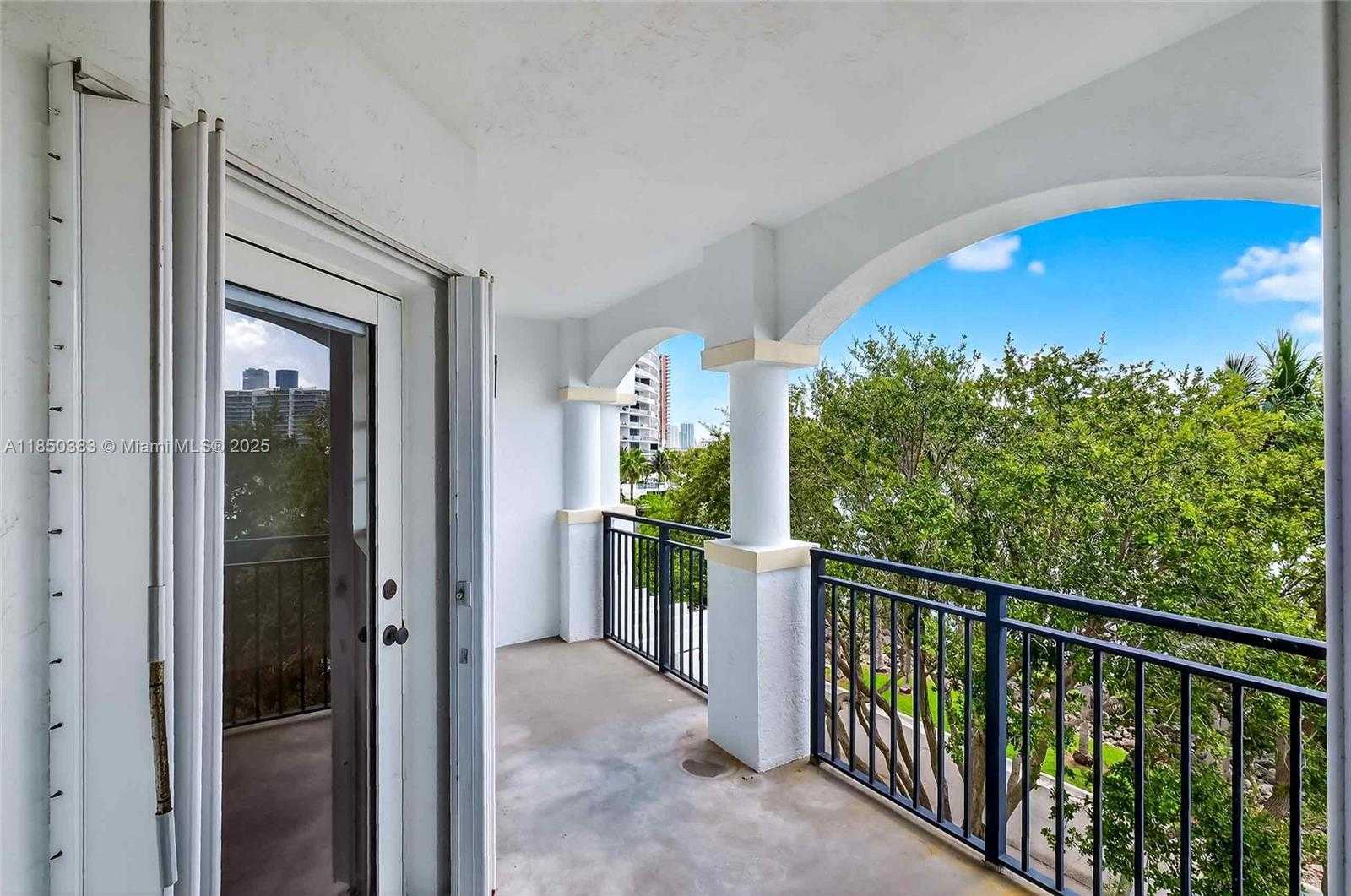 Small Image of 3255 NORTH EAST 184TH ST #12405, Aventura Number 19