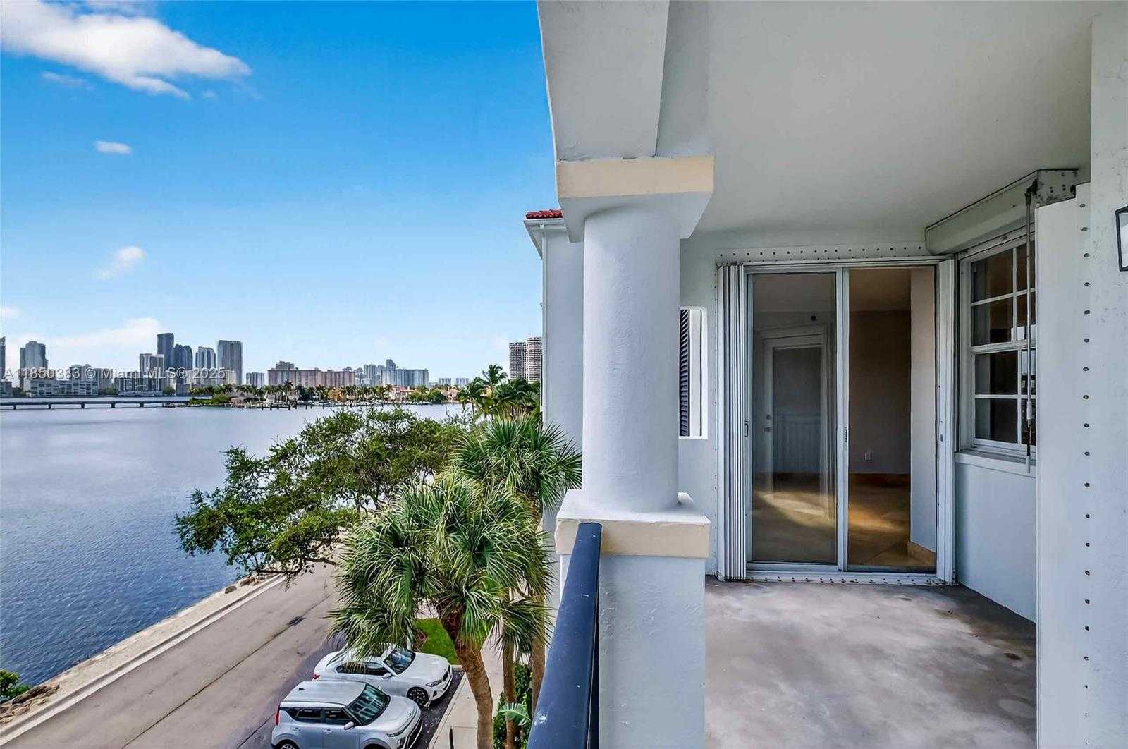 Small Image of 3255 NORTH EAST 184TH ST #12405, Aventura Number 21