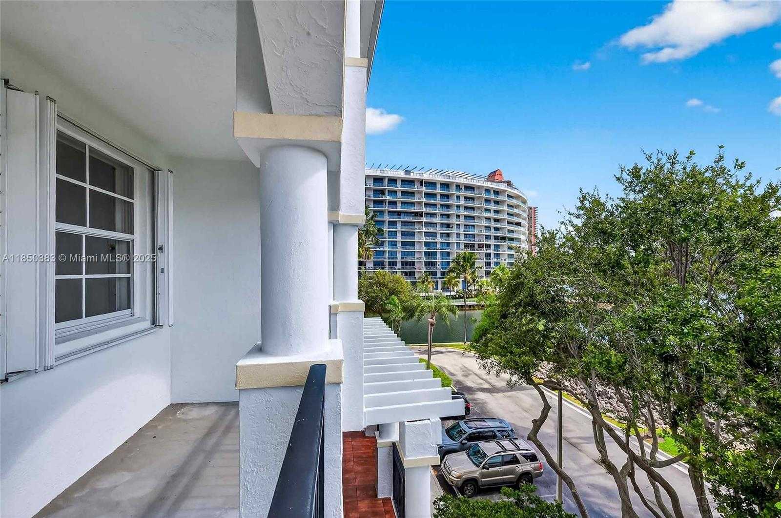 Small Image of 3255 NORTH EAST 184TH ST #12405, Aventura Number 24
