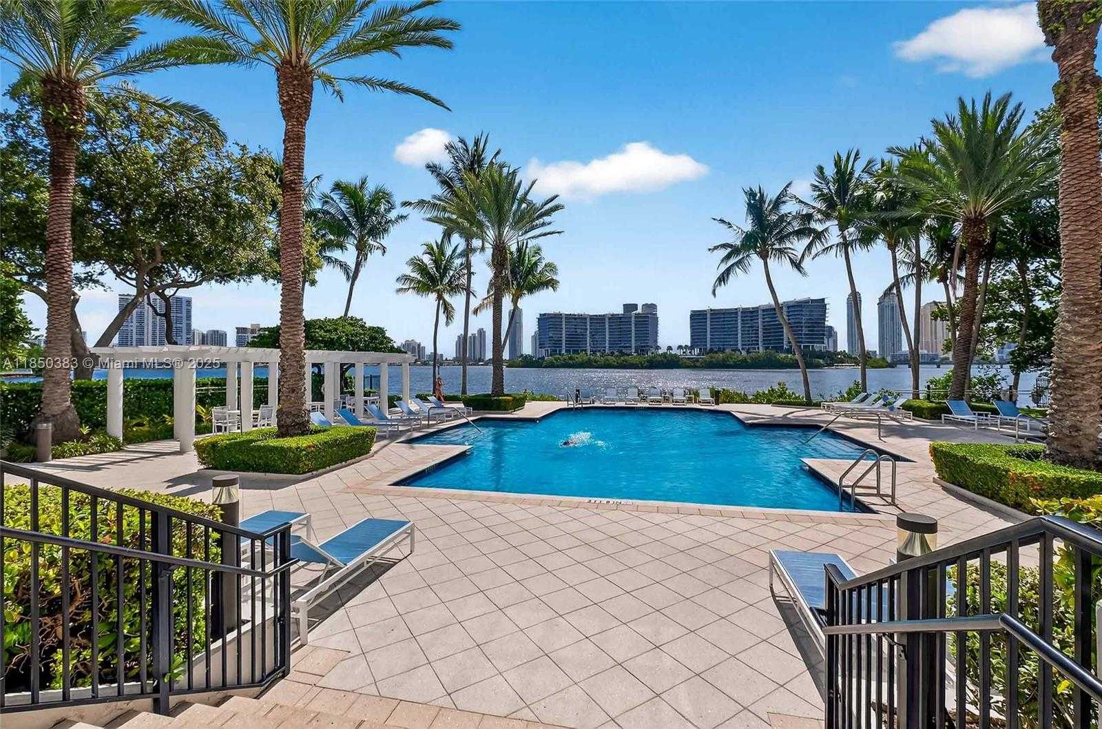 Small Image of 3255 NORTH EAST 184TH ST #12405, Aventura Number 40