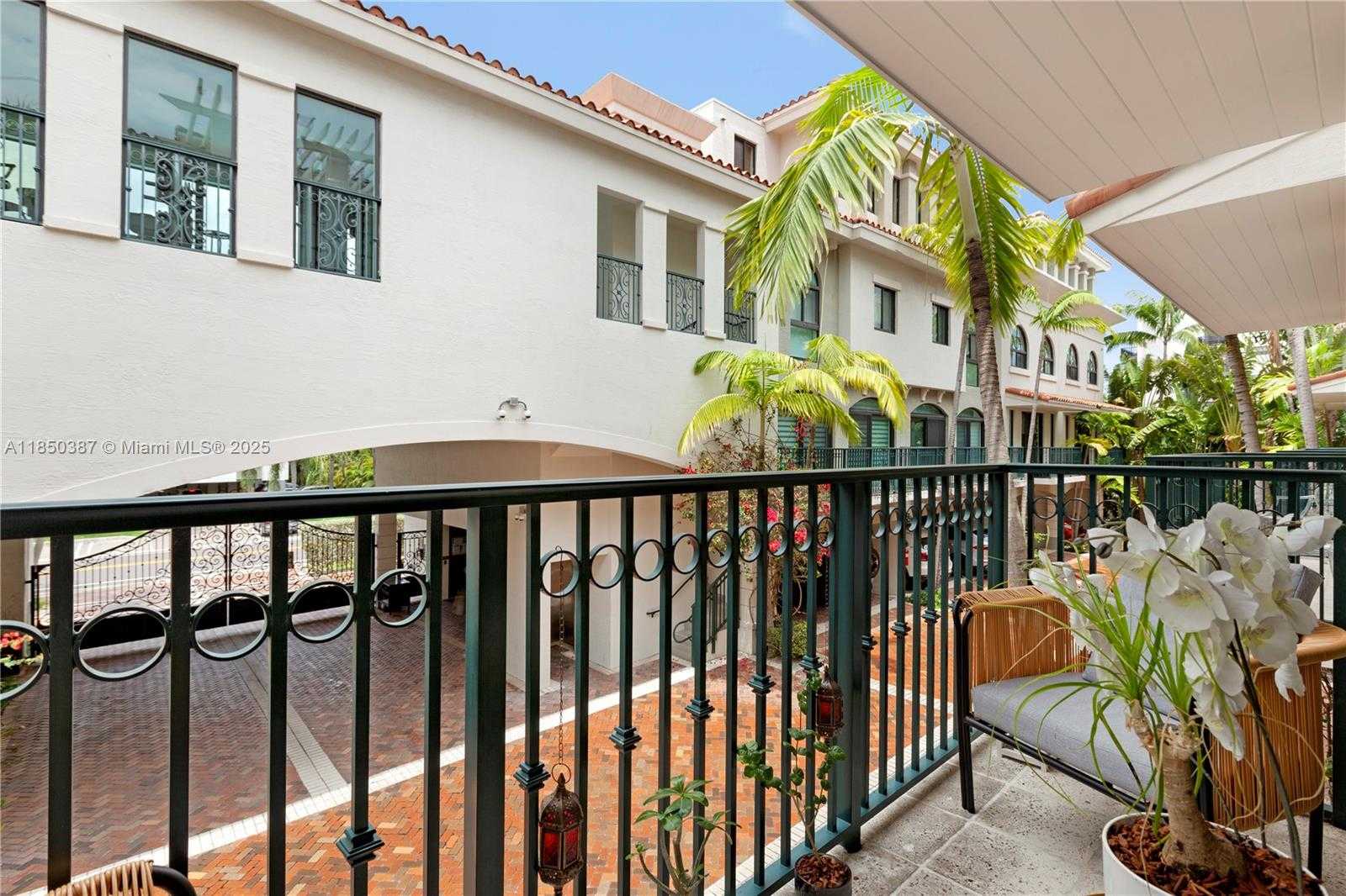 Small Image of 1160 98TH ST #1160, Bay Harbor Islands Number 13
