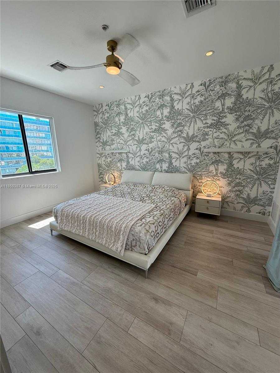 Small Image of 1160 98TH ST #1160, Bay Harbor Islands Number 32