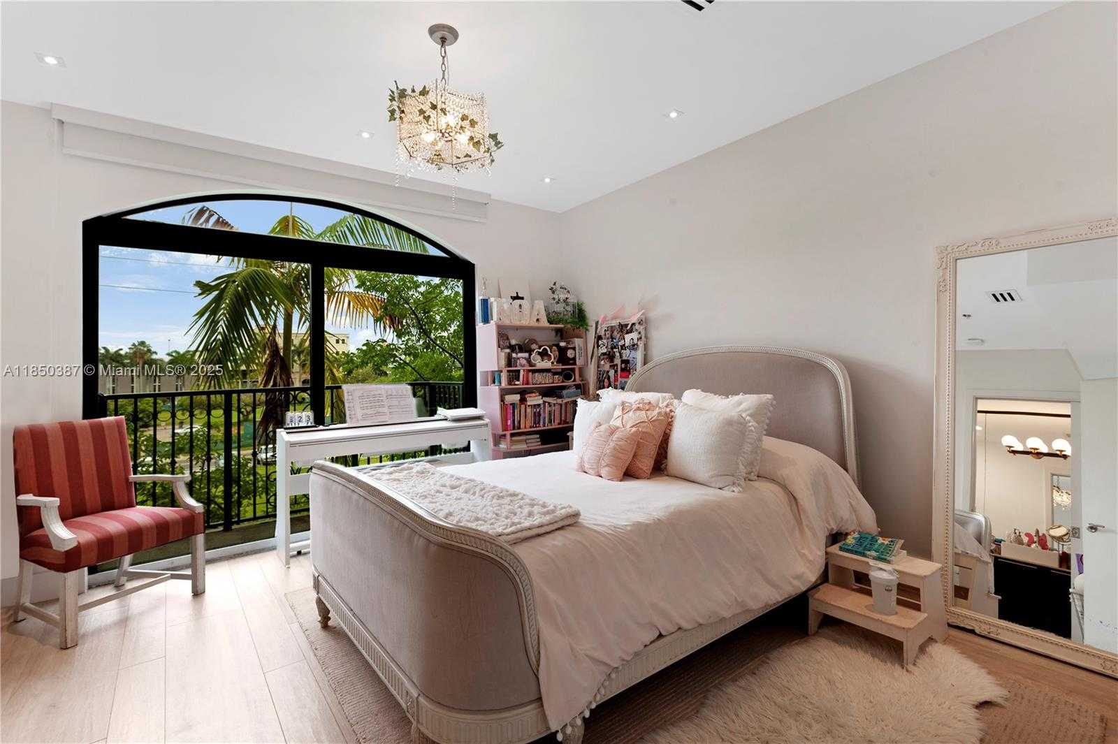 Small Image of 1160 98TH ST #1160, Bay Harbor Islands Number 8
