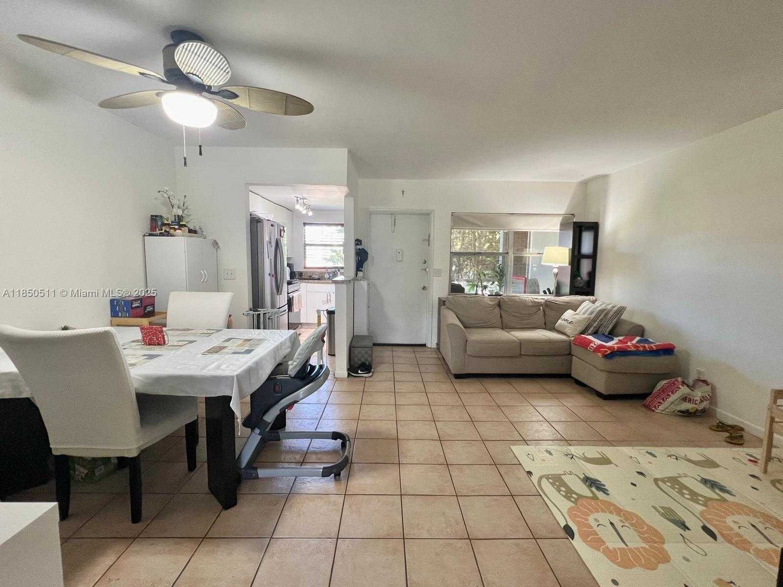 Small Image of 270 LAYNE BLVD #208, Hallandale Beach Number 10