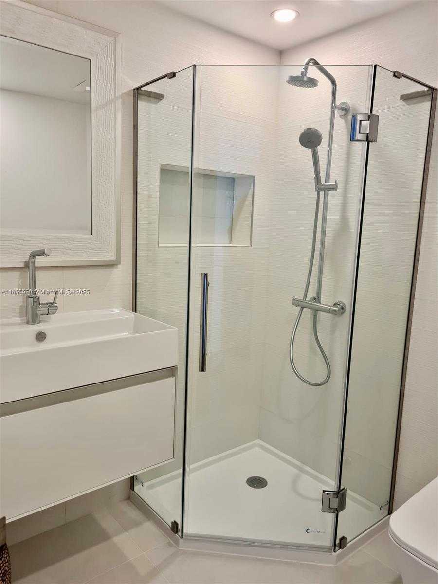 Small Image of 3001 SOUTH OCEAN DR #721, Hollywood Number 10