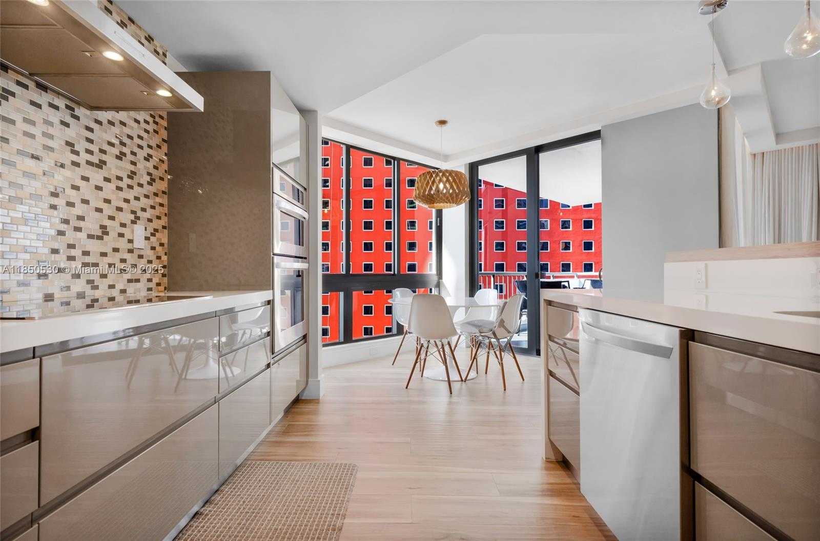 Small Image of 1581 BRICKELL AVE #506, Miami Number 25