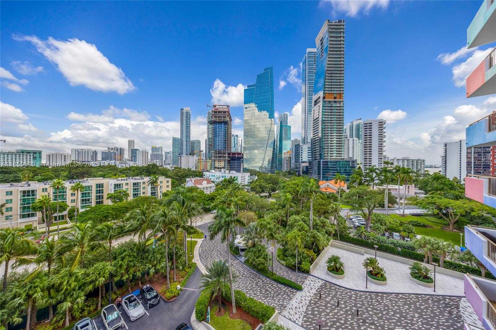 Small Image of 1581 BRICKELL AVE #506, Miami Number 33