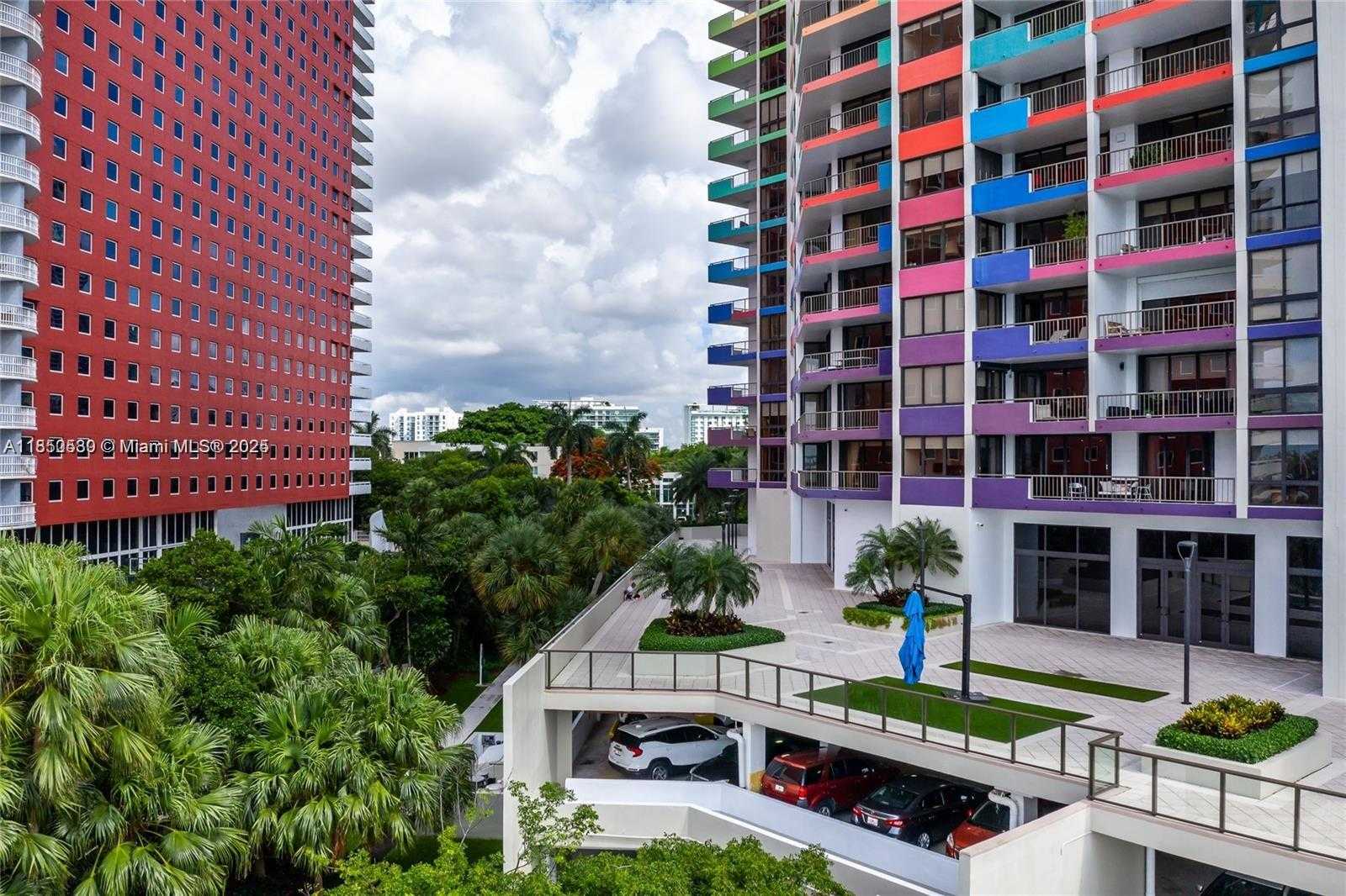 Small Image of 1581 BRICKELL AVE #506, Miami Number 39