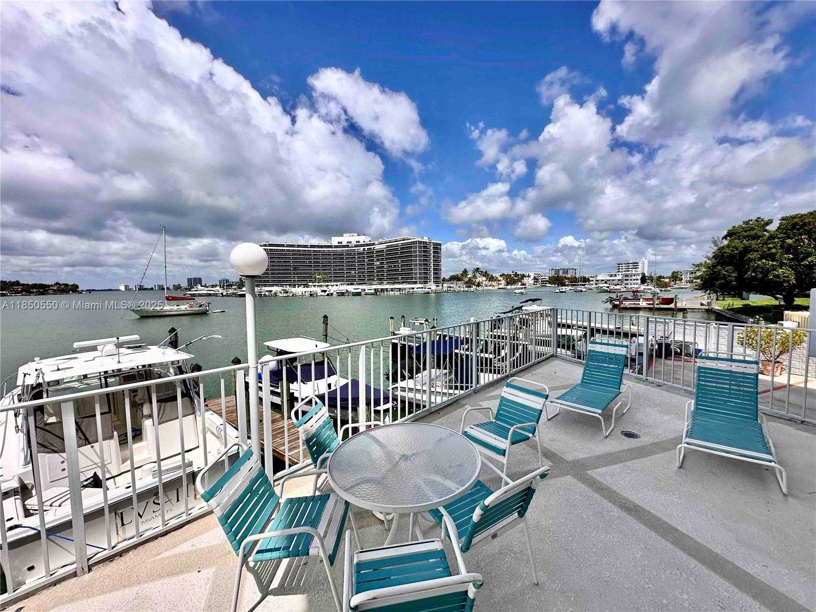 Small Image of 6830 INDIAN CREEK DR #6D, Miami Beach Number 10