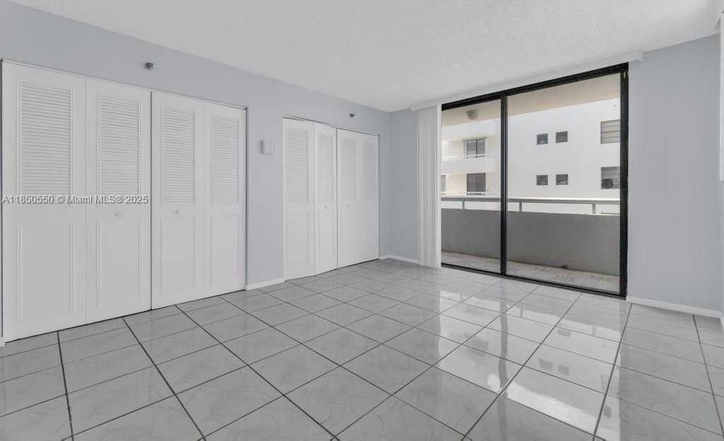 Small Image of 6830 INDIAN CREEK DR #6D, Miami Beach Number 19