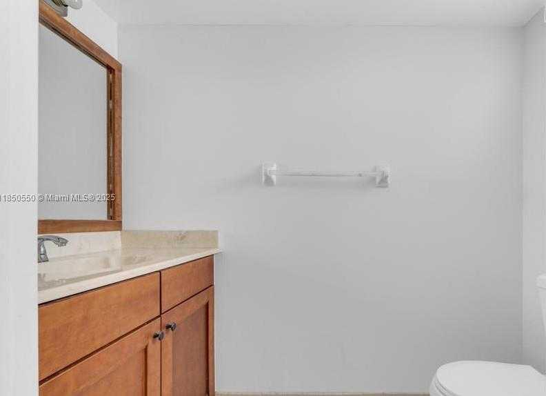 Small Image of 6830 INDIAN CREEK DR #6D, Miami Beach Number 38