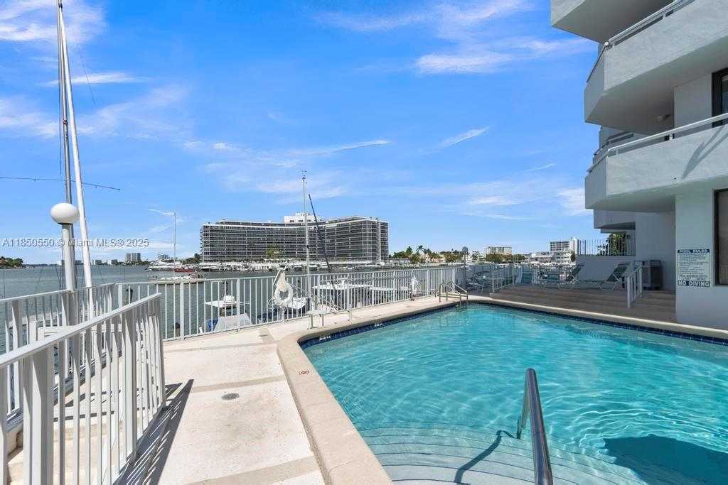 Small Image of 6830 INDIAN CREEK DR #6D, Miami Beach Number 55