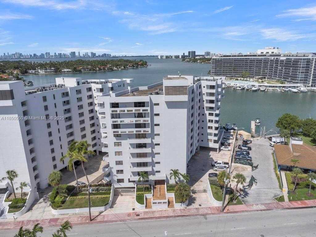 Small Image of 6830 INDIAN CREEK DR #6D, Miami Beach Number 56