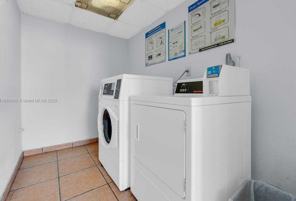 Small Image of 6830 INDIAN CREEK DR #6D, Miami Beach Number 64