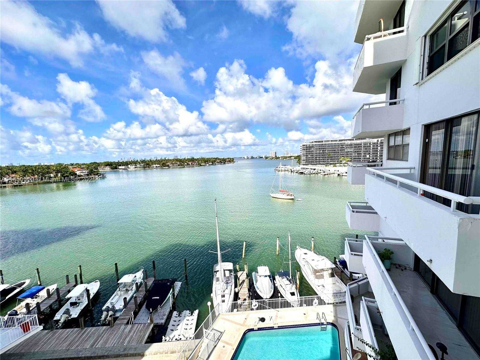 Small Image of 6830 INDIAN CREEK DR #6D, Miami Beach Number 68