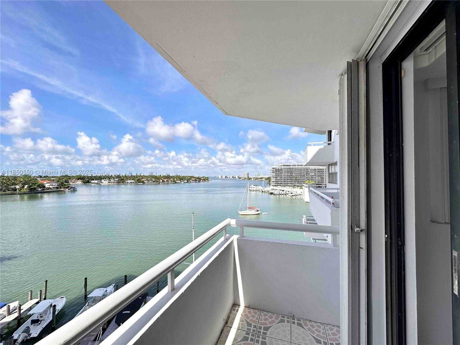 Small Image of 6830 INDIAN CREEK DR #6D, Miami Beach Number 72