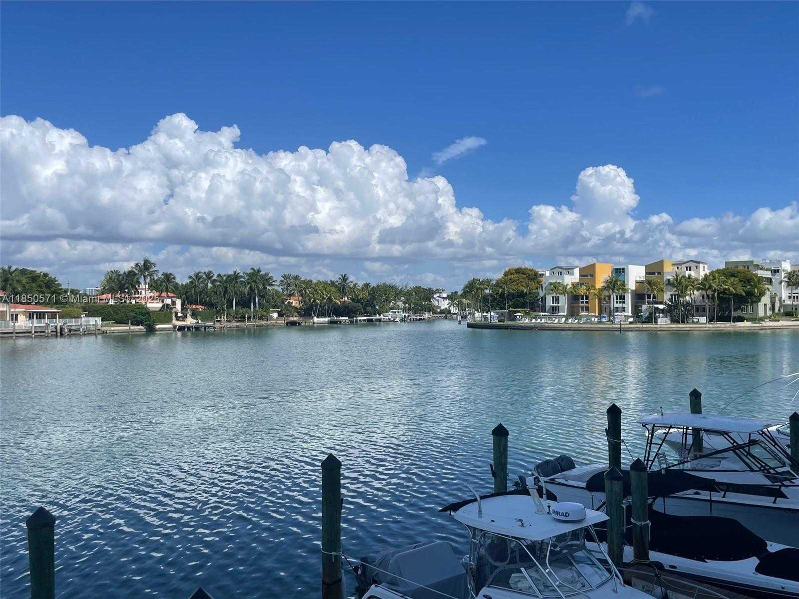 Small Image of 5838 COLLINS AVE #5H, Miami Beach Number 21