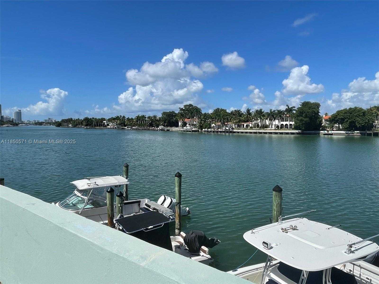 Small Image of 5838 COLLINS AVE #5H, Miami Beach Number 22