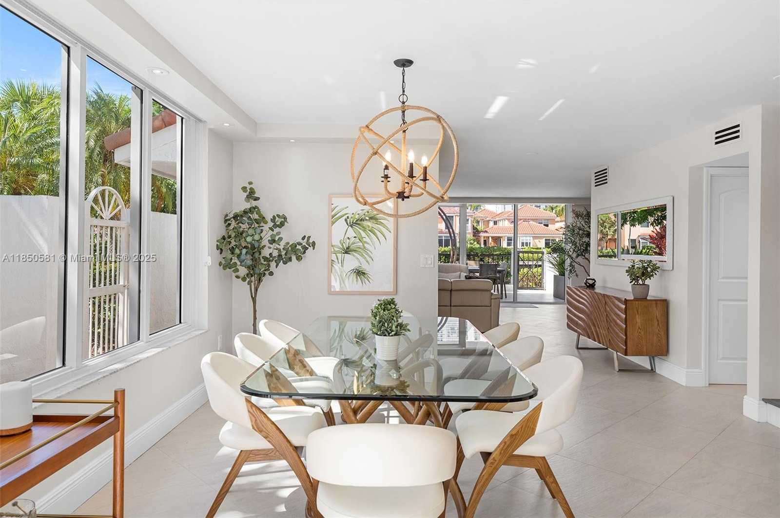 Small Image of 3754 NORTH EAST 209TH TER, Aventura Number 11