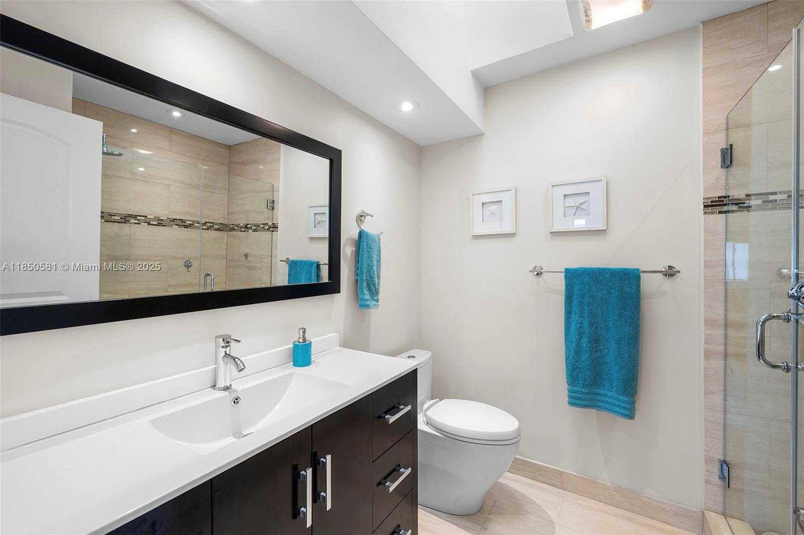 Small Image of 3754 NORTH EAST 209TH TER, Aventura Number 32