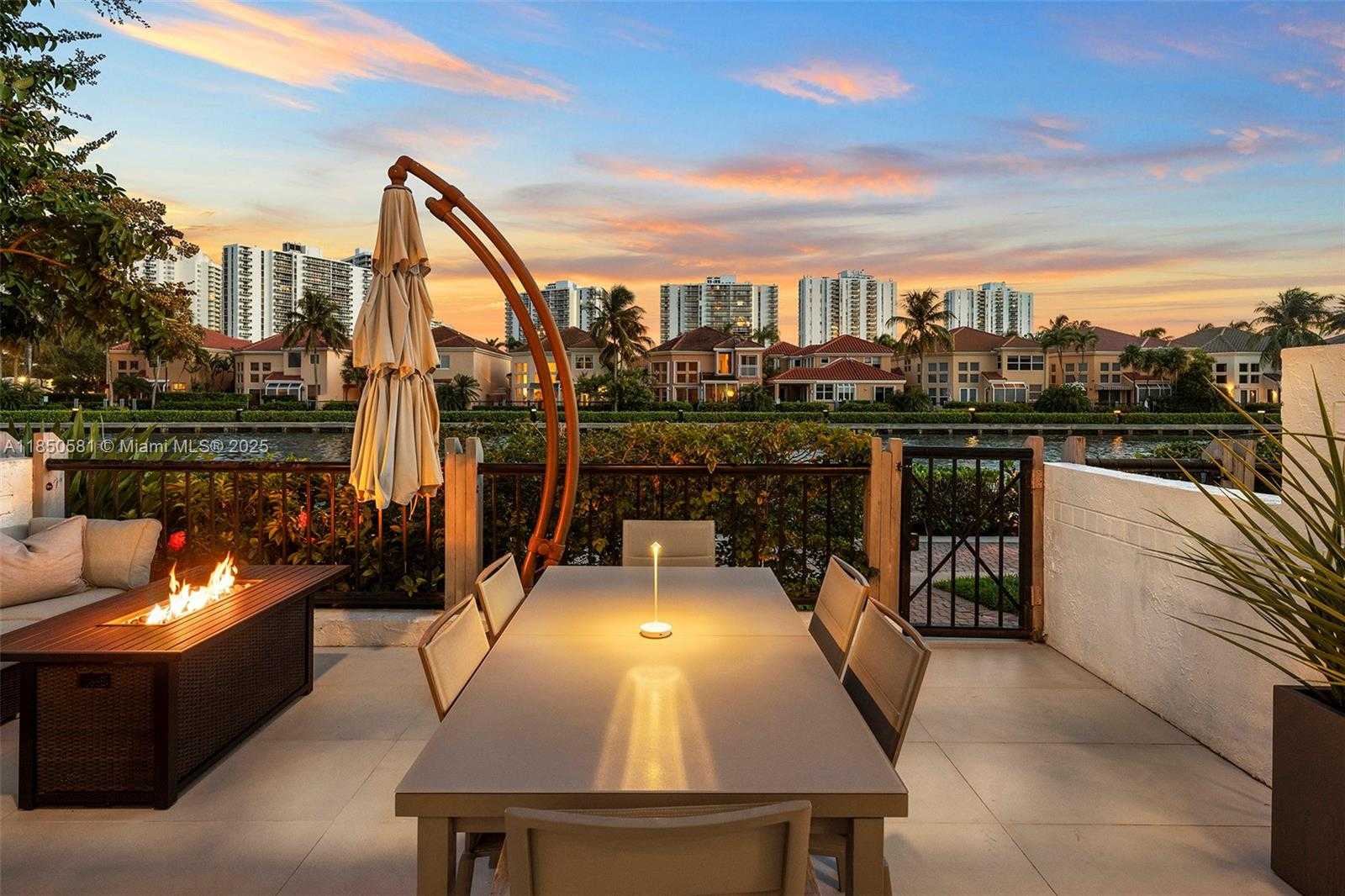 Small Image of 3754 NORTH EAST 209TH TER, Aventura Number 36
