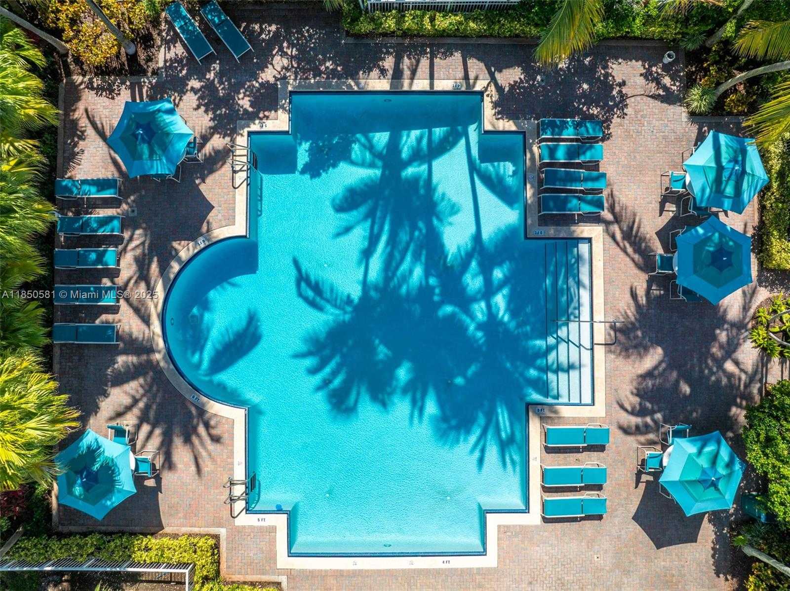 Small Image of 3754 NORTH EAST 209TH TER, Aventura Number 42