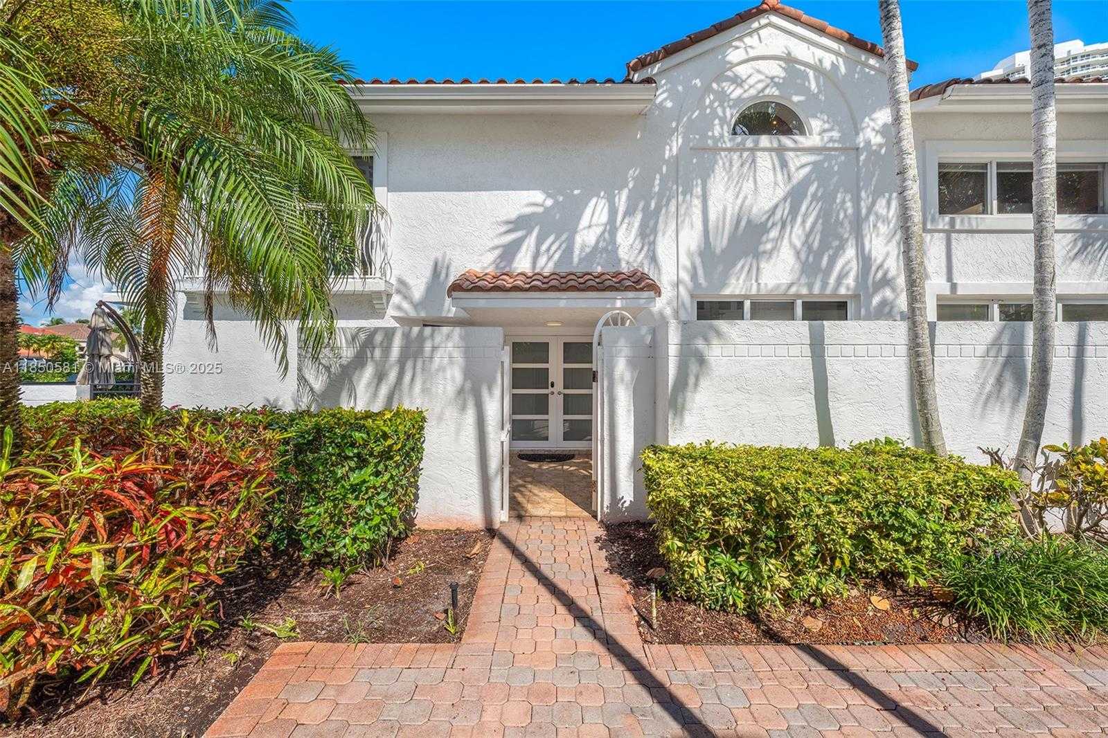 Small Image of 3754 NORTH EAST 209TH TER, Aventura Number 5