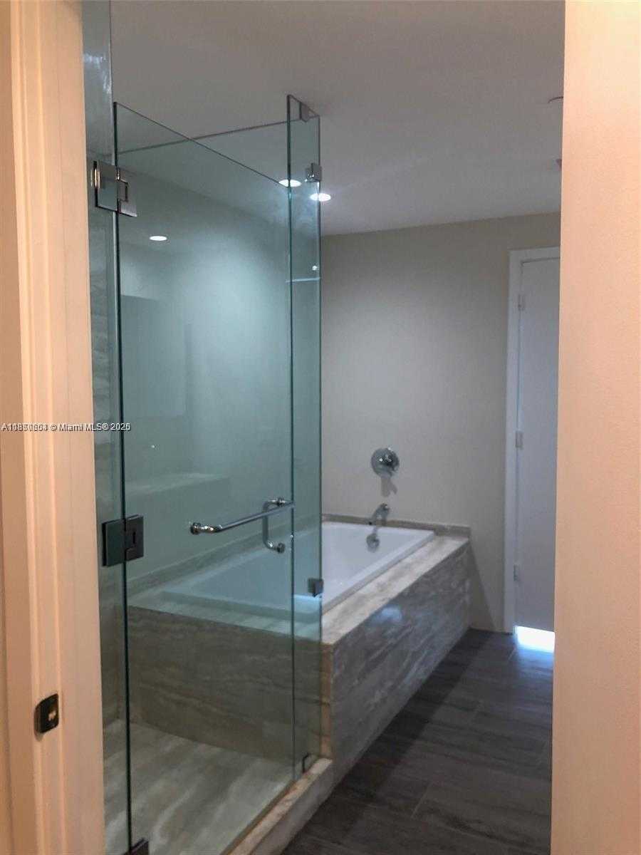 Small Image of 2900 NORTH EAST 7TH AVE #3409, Miami Number 18