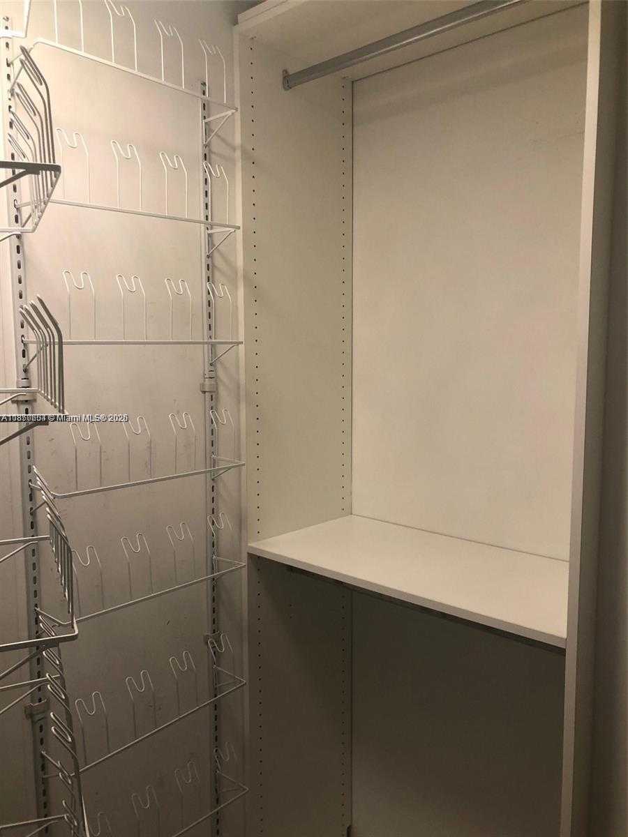 Small Image of 2900 NORTH EAST 7TH AVE #3409, Miami Number 21