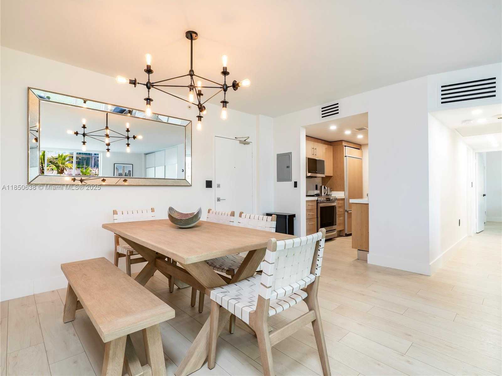 Small Image of 10275 COLLINS AVE #206, Bal Harbour Number 3
