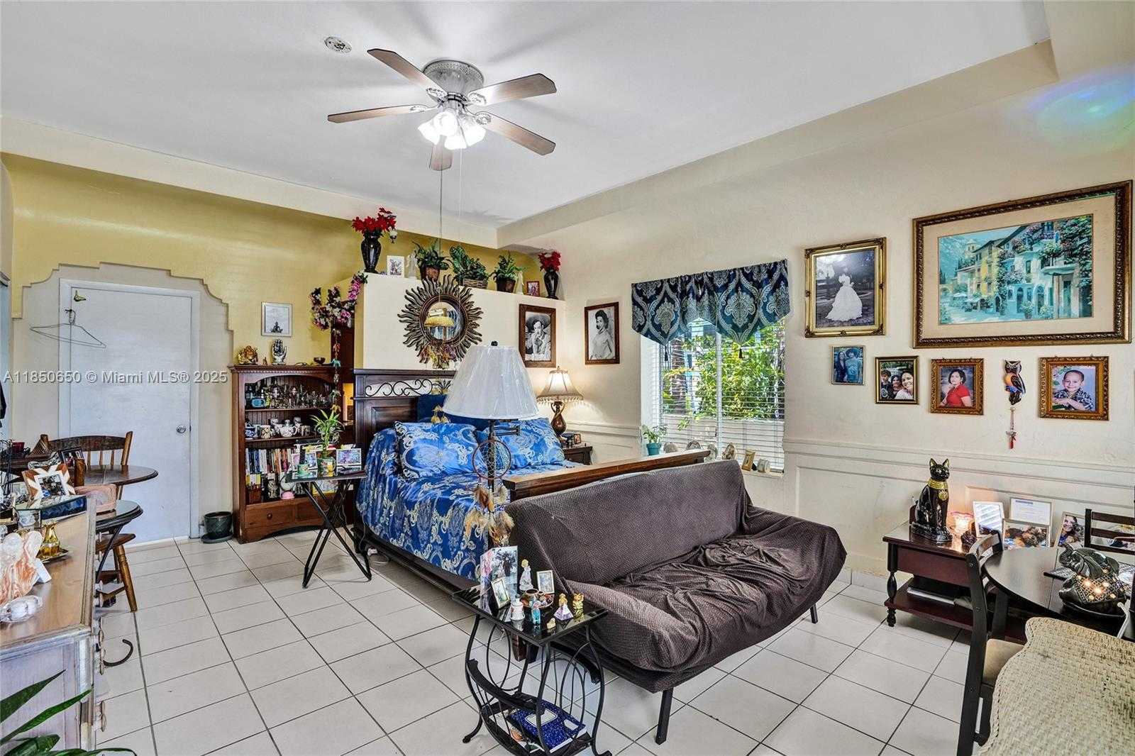 Small Image of 3710 COLLINS AVE #N-100, Miami Beach Number 5