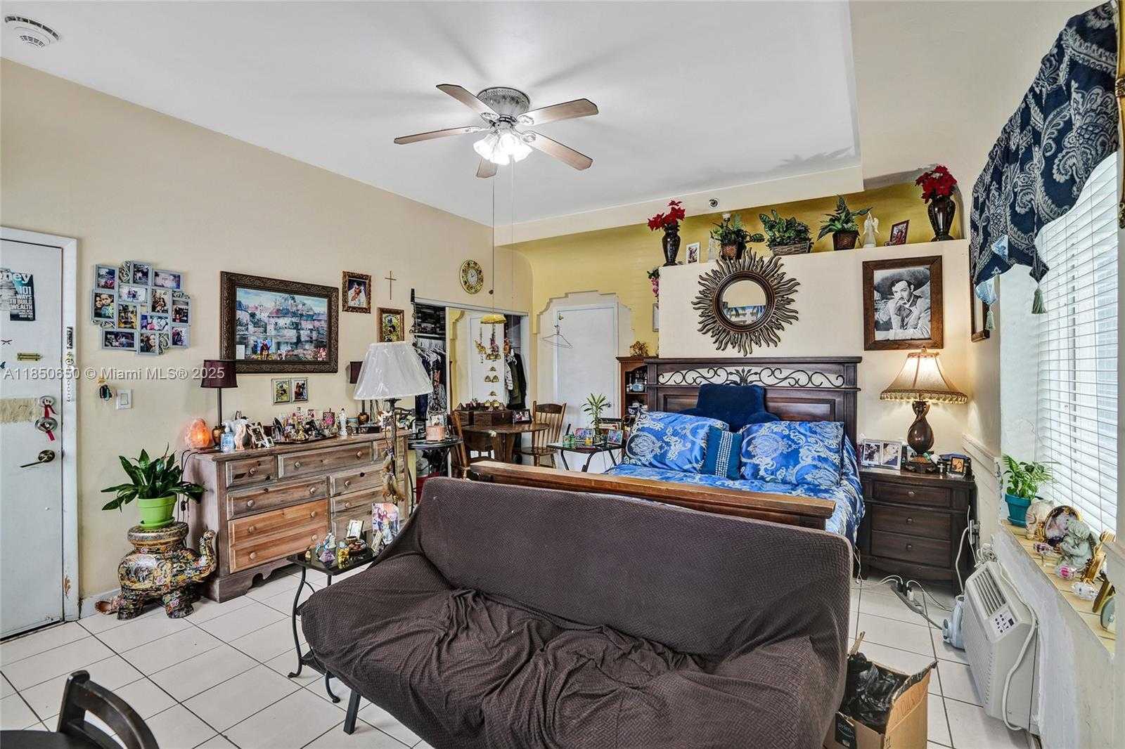 Small Image of 3710 COLLINS AVE #N-100, Miami Beach Number 6