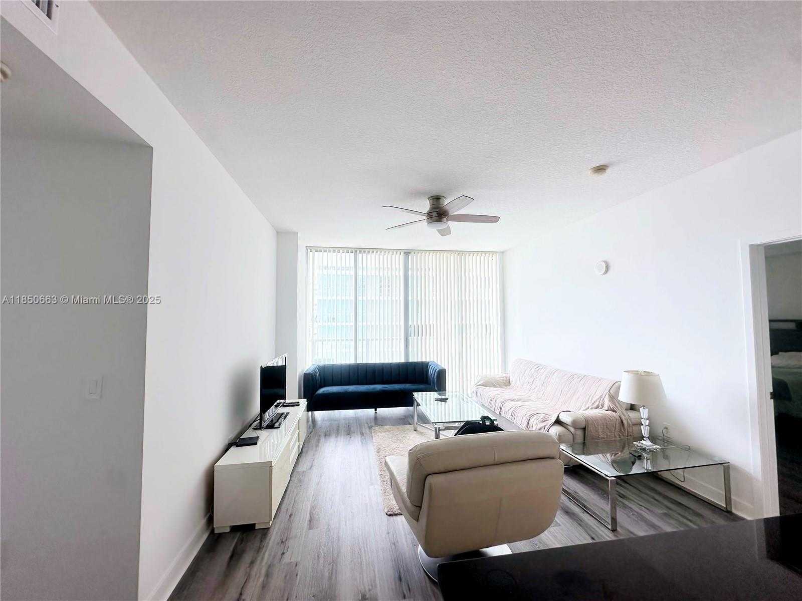 Small Image of 79 SOUTH WEST 12TH ST #2809-S, Miami Number 3