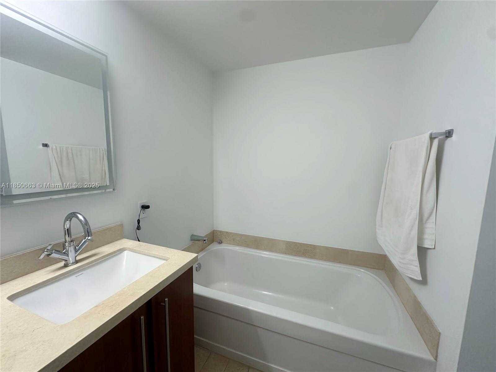 Small Image of 79 SOUTH WEST 12TH ST #2809-S, Miami Number 7