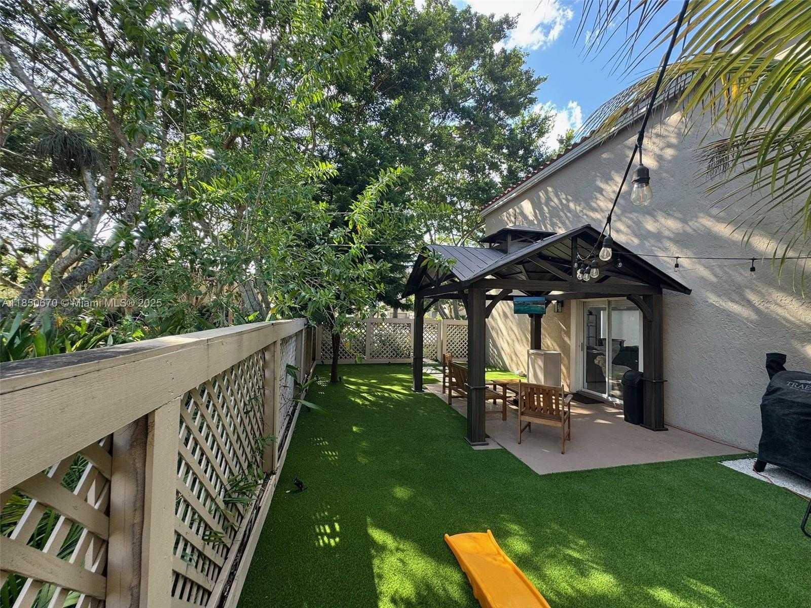 Small Image of 11078 MAINSAIL DR, Cooper City Number 48