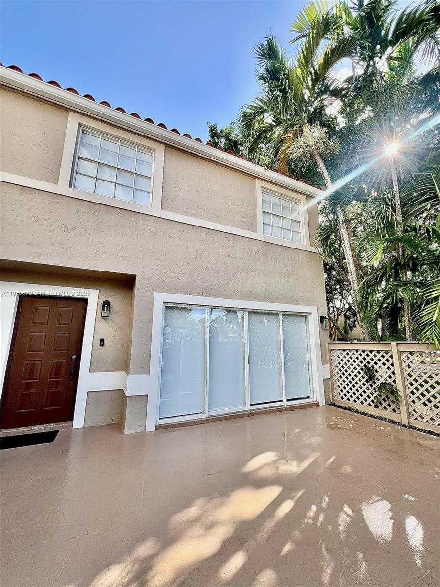 Small Image of 11078 MAINSAIL DR, Cooper City Number 5