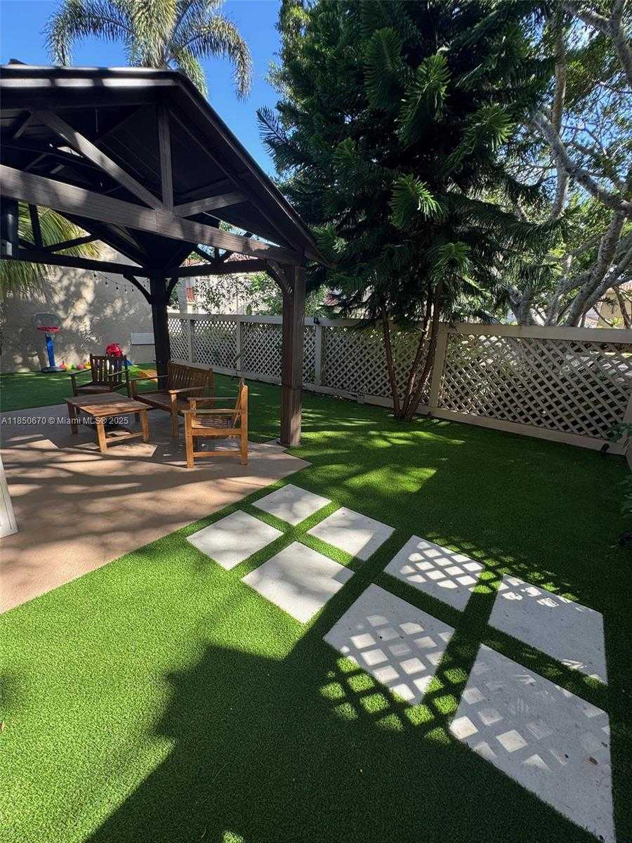 Small Image of 11078 MAINSAIL DR, Cooper City Number 50