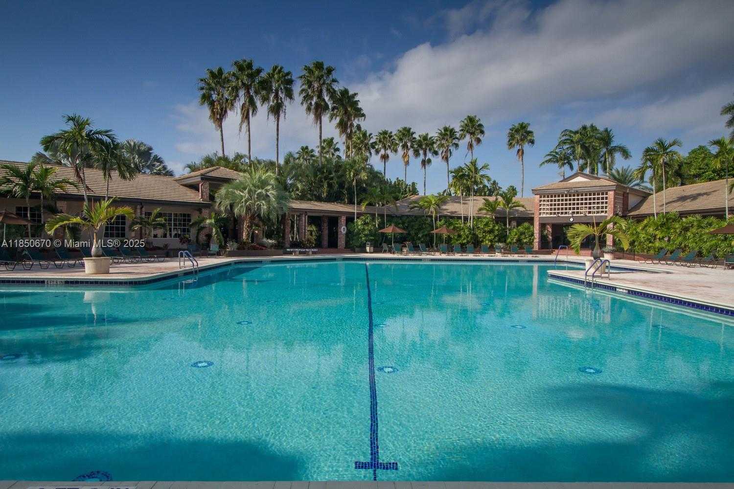 Small Image of 11078 MAINSAIL DR, Cooper City Number 54