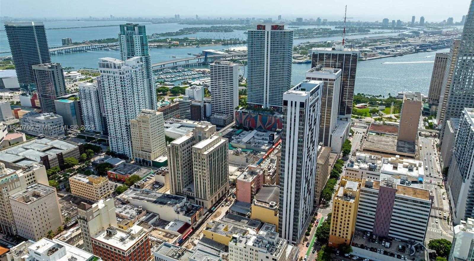 Small Image of 151 SOUTH EAST 1ST ST #401, Miami Number 27
