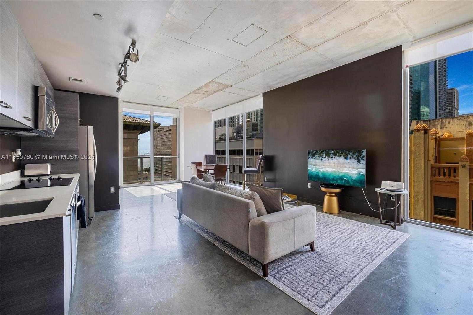 Small Image of 151 SOUTH EAST 1ST ST #401, Miami Number 4