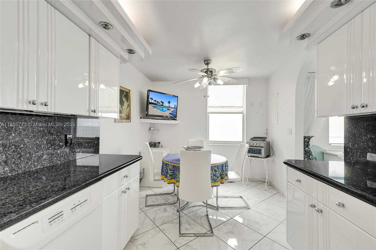 Small Image of 1920 SOUTH OCEAN DR #16B, Hallandale Beach Number 17