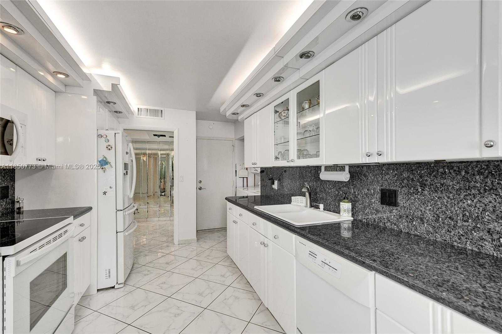 Small Image of 1920 SOUTH OCEAN DR #16B, Hallandale Beach Number 20
