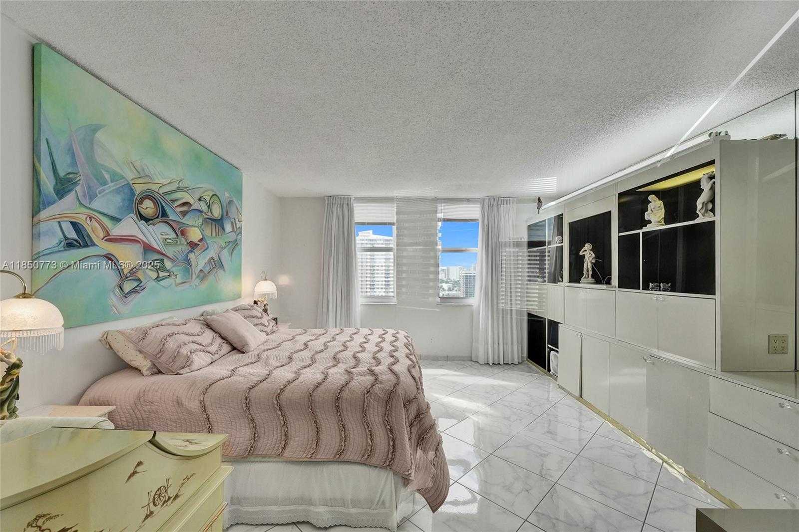 Small Image of 1920 SOUTH OCEAN DR #16B, Hallandale Beach Number 33
