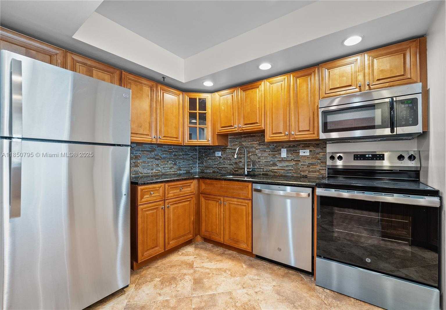 Small Image of 20225 NORTH EAST 34TH CT #413, Aventura Number 3