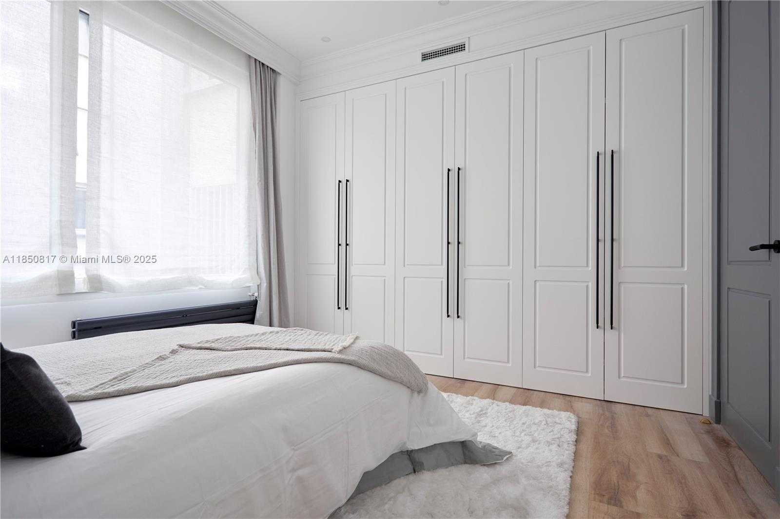 Small Image of 88 CALLE AYALA #2, Out of City Number 36
