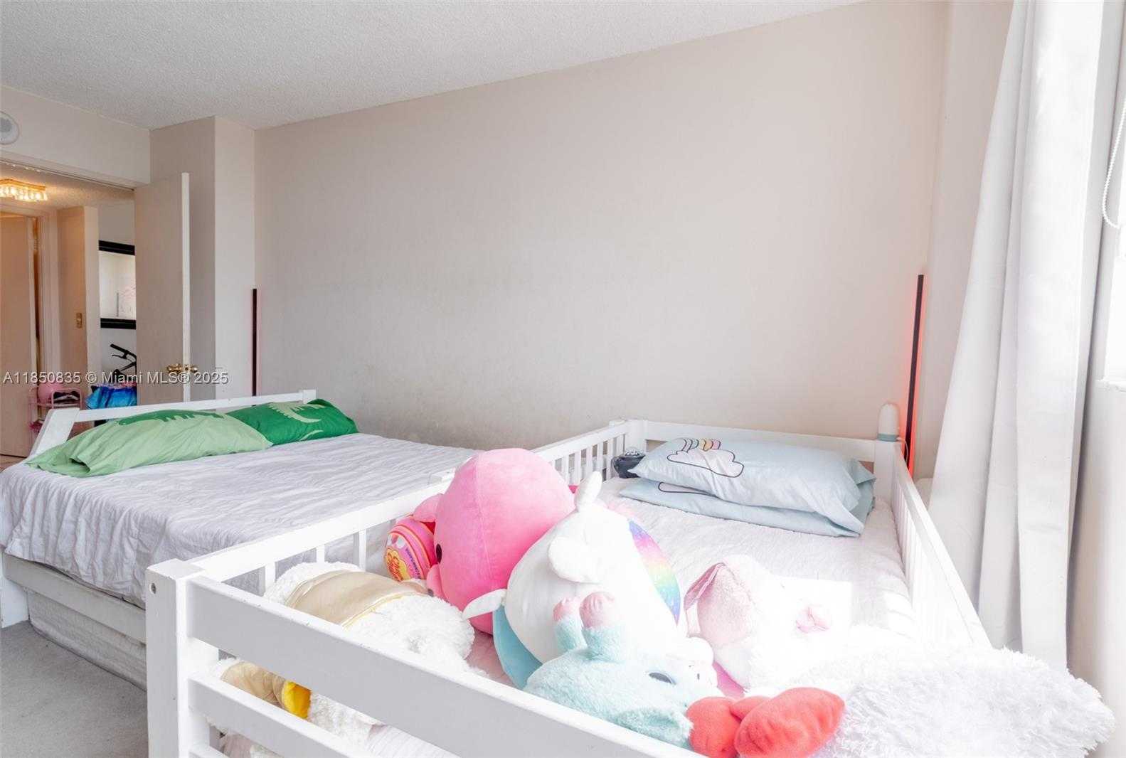Small Image of 290 174TH ST #1902, Sunny Isles Beach Number 13