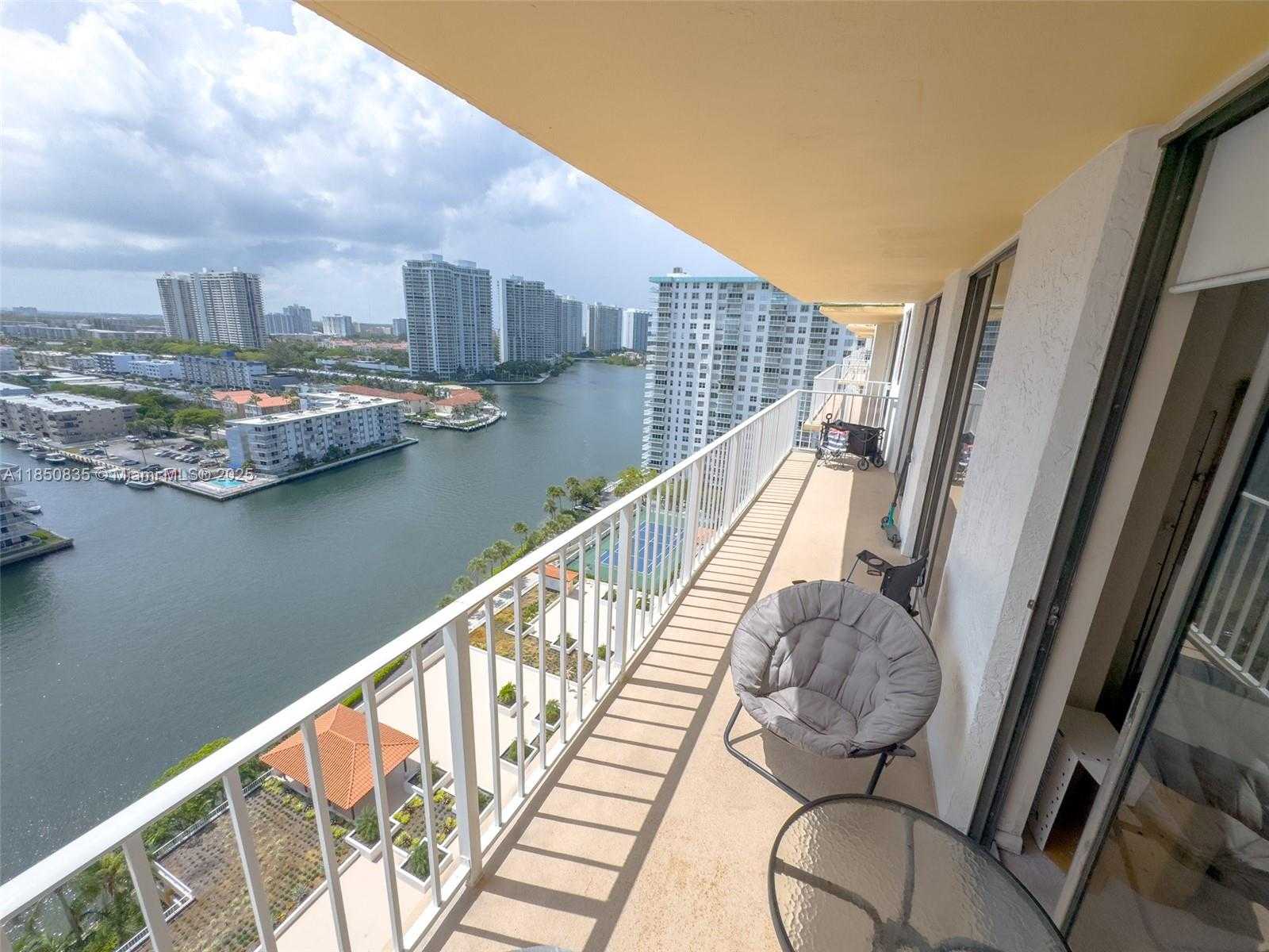 Small Image of 290 174TH ST #1902, Sunny Isles Beach Number 2